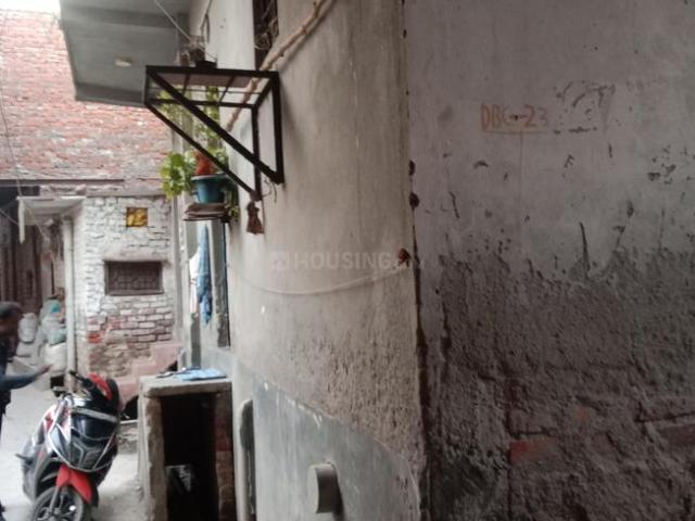 4 BHK Independent House in Masjid Moth Village for resale New Delhi. The reference number is 20592704