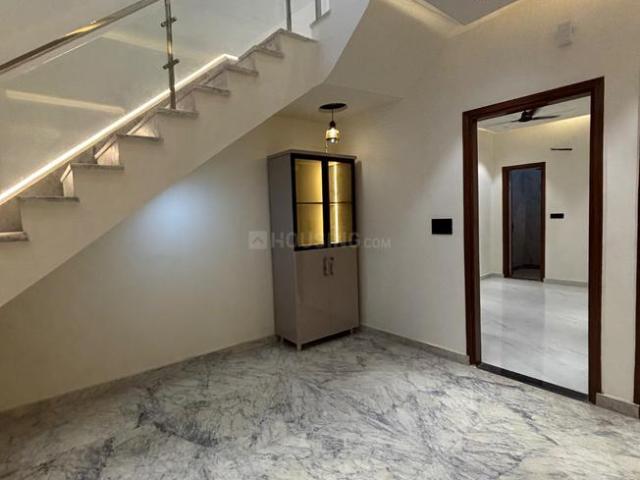 4 BHK Independent House in Meerut Cantt for resale Meerut. The reference number is 20974734