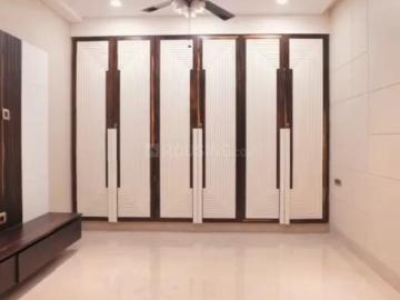 4 BHK Independent House in Model Town for resale New Delhi. The reference number is 15672850