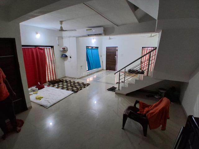 4 BHK Independent House in Motera for rent Ahmedabad. The reference number is 20540331