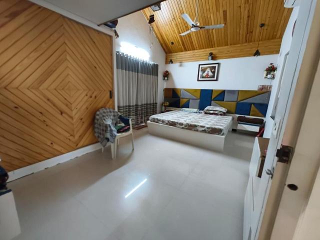4 BHK Independent House in Motera for resale Ahmedabad. The reference number is 21059459