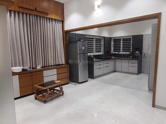 4 BHK Independent House in Naranpura for resale Ahmedabad. The reference number is 20943303