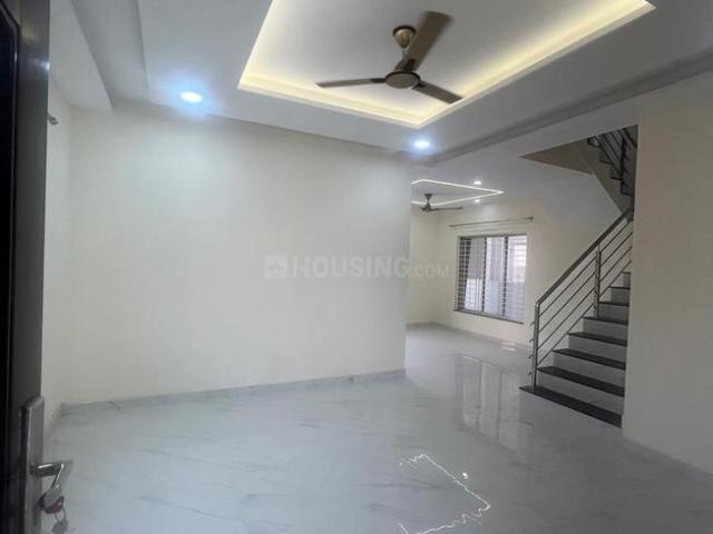 4 BHK Independent House in Narendra Nagar for resale Nagpur. The reference number is 20281741