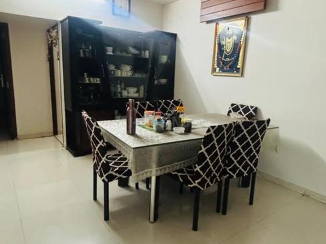 4 BHK Independent House in Navrangpura for resale Ahmedabad. The reference number is 19663326