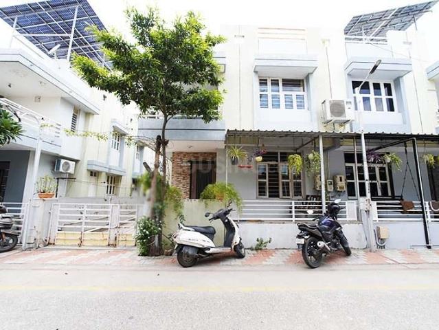4 BHK Independent House in Nikol for resale Ahmedabad. The reference number is 21229895