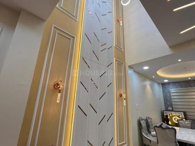 4 BHK Independent House in Nipania for resale Indore. The reference number is 19835676