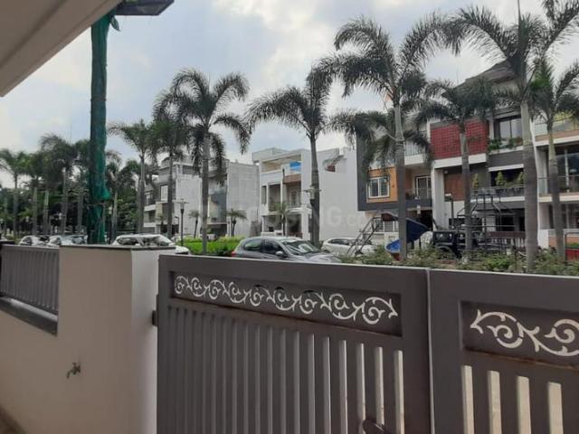 4 BHK Independent House in Nipania for resale Indore. The reference number is 19989101