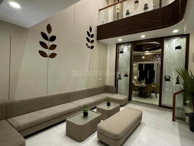 4 BHK Independent House in Nipania for resale Indore. The reference number is 20879022