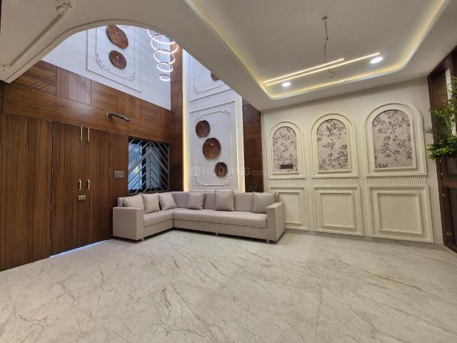 4 BHK Independent House in Nipania for resale Indore. The reference number is 20980742