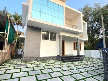 4 BHK Independent House in North Parvur for resale Kochi. The reference number is 19200395