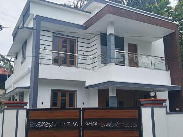 4 BHK Independent House in North Paravoor for resale Kochi. The reference number is 20563894