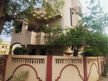 4 BHK Independent House in Omkar Nagar for resale Nagpur. The reference number is 19627755
