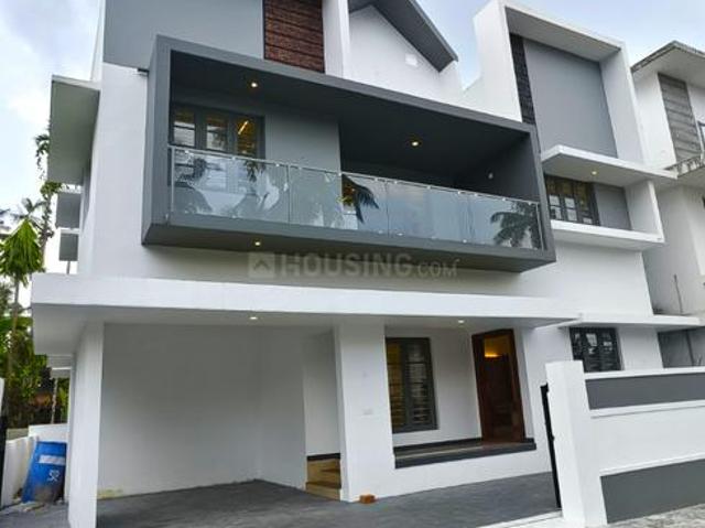 4 BHK Independent House in Panangad for resale Kochi. The reference number is 21242137