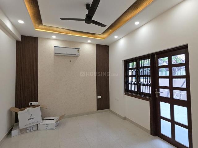 4 BHK Independent House in Palam Vihar for resale Gurgaon. The reference number is 20730927