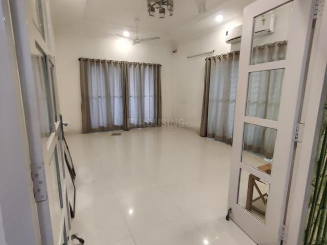 4 BHK Independent House in Palavakkam, Sholinganallur for rent Chennai. The reference number is 20779976