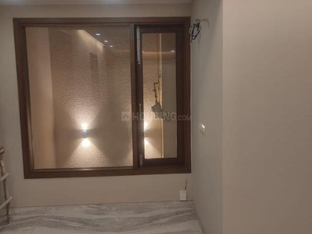 4 BHK Independent House in Paschim Vihar for rent New Delhi. The reference number is 21019102
