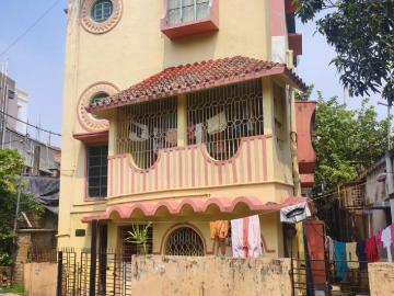 4 BHK Independent House in Patuli for resale Kolkata. The reference number is 20515384