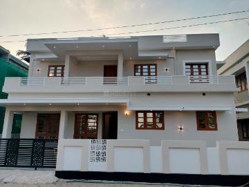 4 BHK Independent House in Perumbavoor for resale Kochi. The reference number is 19246037