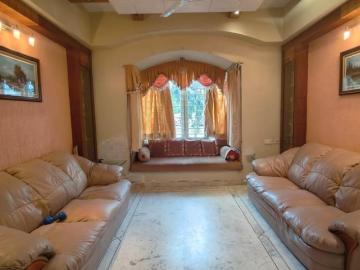 4 BHK Independent House in Ramdev Nagar for resale Ahmedabad. The reference number is 19123426