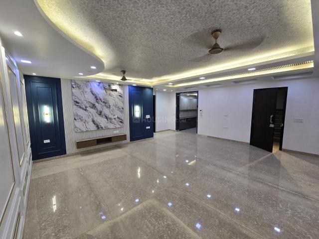 4 BHK Independent House in Rajouri Garden for rent New Delhi. The reference number is 20144112