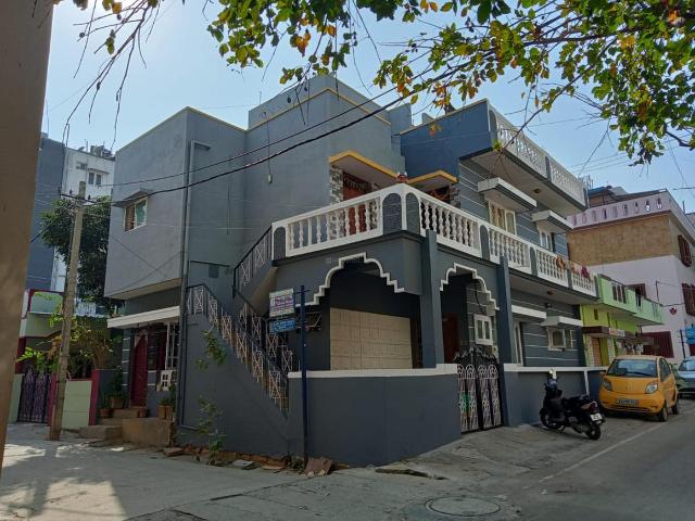 4 BHK Independent House in RMV Extension Stage 2 for resale Bengaluru. The reference number is 10181136