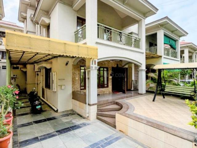 4 BHK Independent House in Science City for resale Ahmedabad. The reference number is 21085303