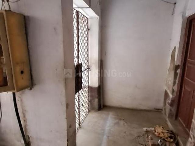 4 BHK Independent House in Santoshpur for resale Kolkata. The reference number is 18192402