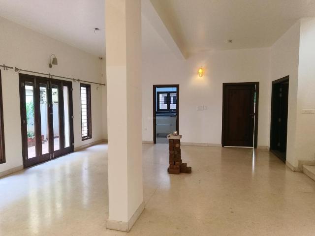 4 BHK Independent House in Sanjaynagar for resale Bengaluru. The reference number is 20773236