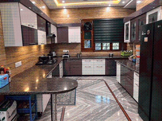 4 BHK Independent House in Sainik Colony for rent Jammu. The reference number is 21288209