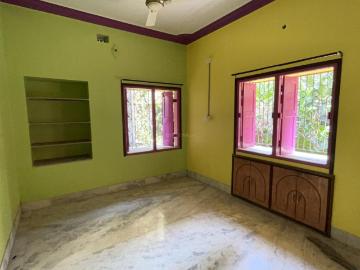 4 BHK Independent House in Sarada Pally for rent Kolkata. The reference number is 20240811