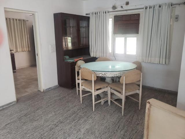 4 BHK Independent House in Satellite for rent Ahmedabad. The reference number is 20039545