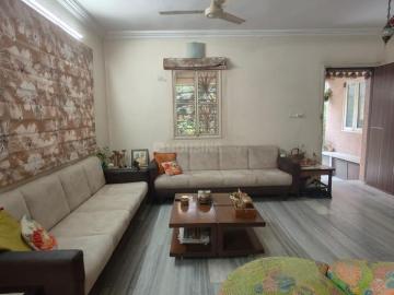4 BHK Independent House in Satellite for resale Ahmedabad. The reference number is 19331946
