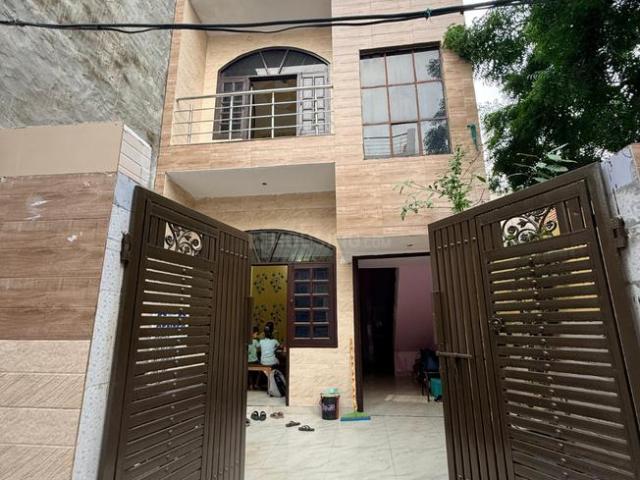 4 BHK Independent House in Sector 105 for resale Gurgaon. The reference number is 21081510