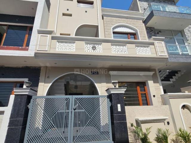 4 BHK Independent House in Sector 123 for resale Mohali. The reference number is 20670144