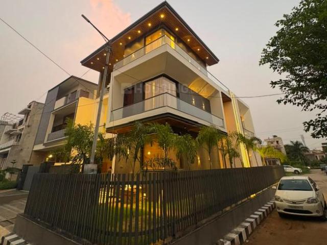 4 BHK Independent House in Sector 123 for resale Mohali. The reference number is 20868725