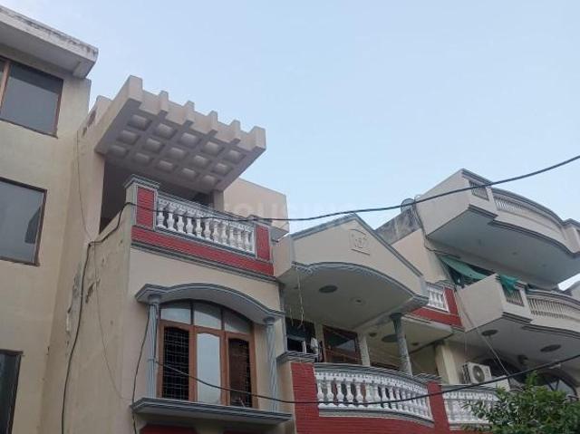 4 BHK Independent House in Sector 14 for rent Gurgaon. The reference number is 20911335