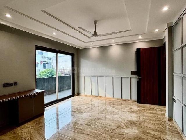 4 BHK Independent House in Sector 14 for resale Faridabad. The reference number is 20090869