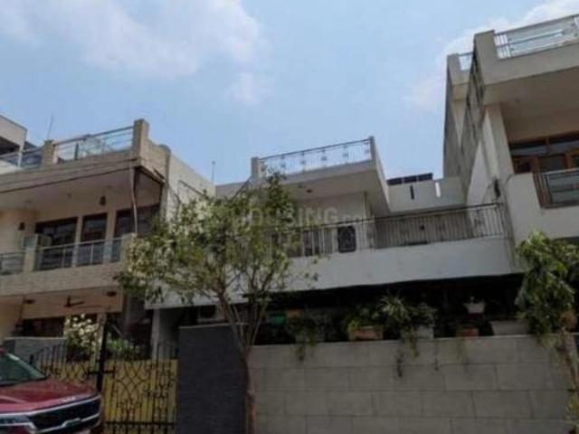 4 BHK Independent House in Sector 15A for resale Faridabad. The reference number is 20352141