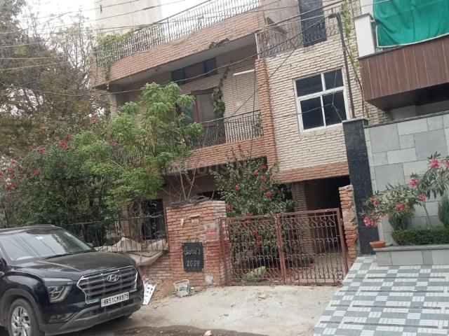 4 BHK Independent House in Sector 16 for resale Faridabad. The reference number is 19779365