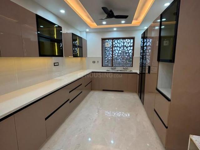 4 BHK Independent House in Sector 17 for resale Faridabad. The reference number is 21238280