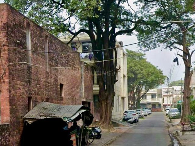 4 BHK Independent House in Sector 34 for resale Chandigarh. The reference number is 20610844