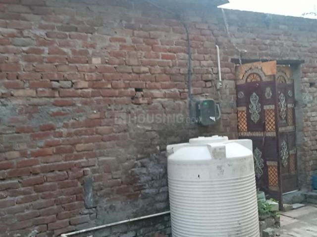 4 BHK Independent House in Sector 39 Rohini for resale New Delhi. The reference number is 20618759