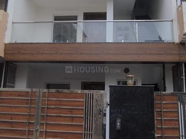 4 BHK Independent House in Sector 7 for resale Gurgaon. The reference number is 20683175