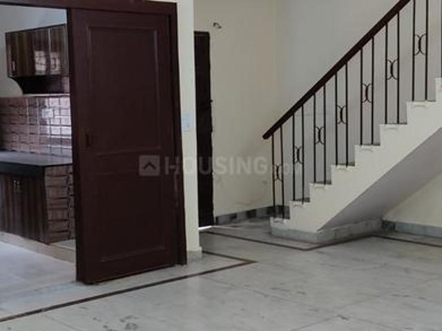 4 BHK Independent House in Sector 41 for rent Noida. The reference number is 14985387