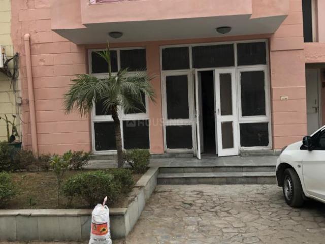4 BHK Independent House in Sector 49 for resale Faridabad. The reference number is 6930137