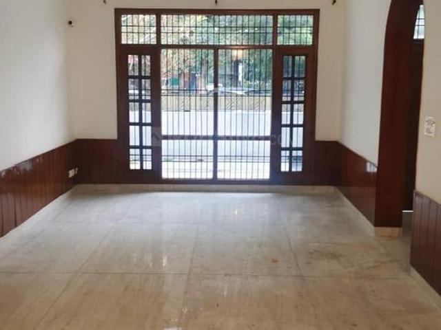 4 BHK Independent House in Sector 53 for resale Mohali. The reference number is 20076568