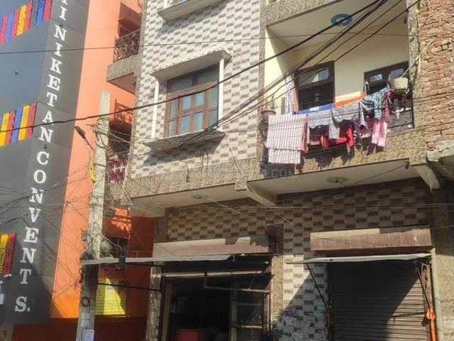 4 BHK Independent House in Sector 62 for resale Noida. The reference number is 20881786