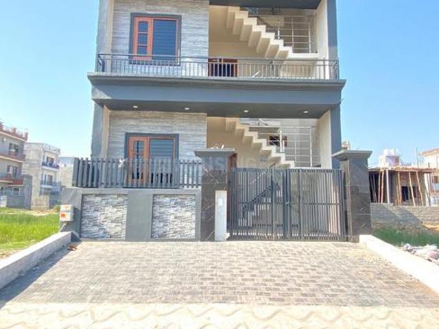 4 BHK Independent House in Sector 66 for resale Mohali. The reference number is 20413579