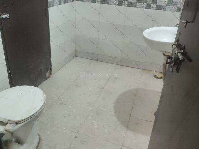 4 BHK Independent House in Sector 72 for rent Noida. The reference number is 21304624