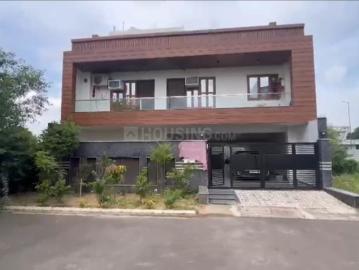 4 BHK Independent House in Sector 84 for resale Faridabad. The reference number is 20553282